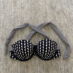 Lands' End Black and White Bikini Top